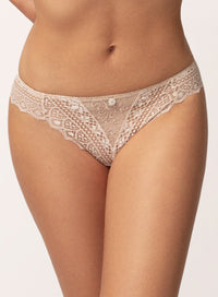 Cassiopee Creamy B Thong