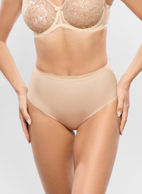 Eclipse Creamy Beige Thong