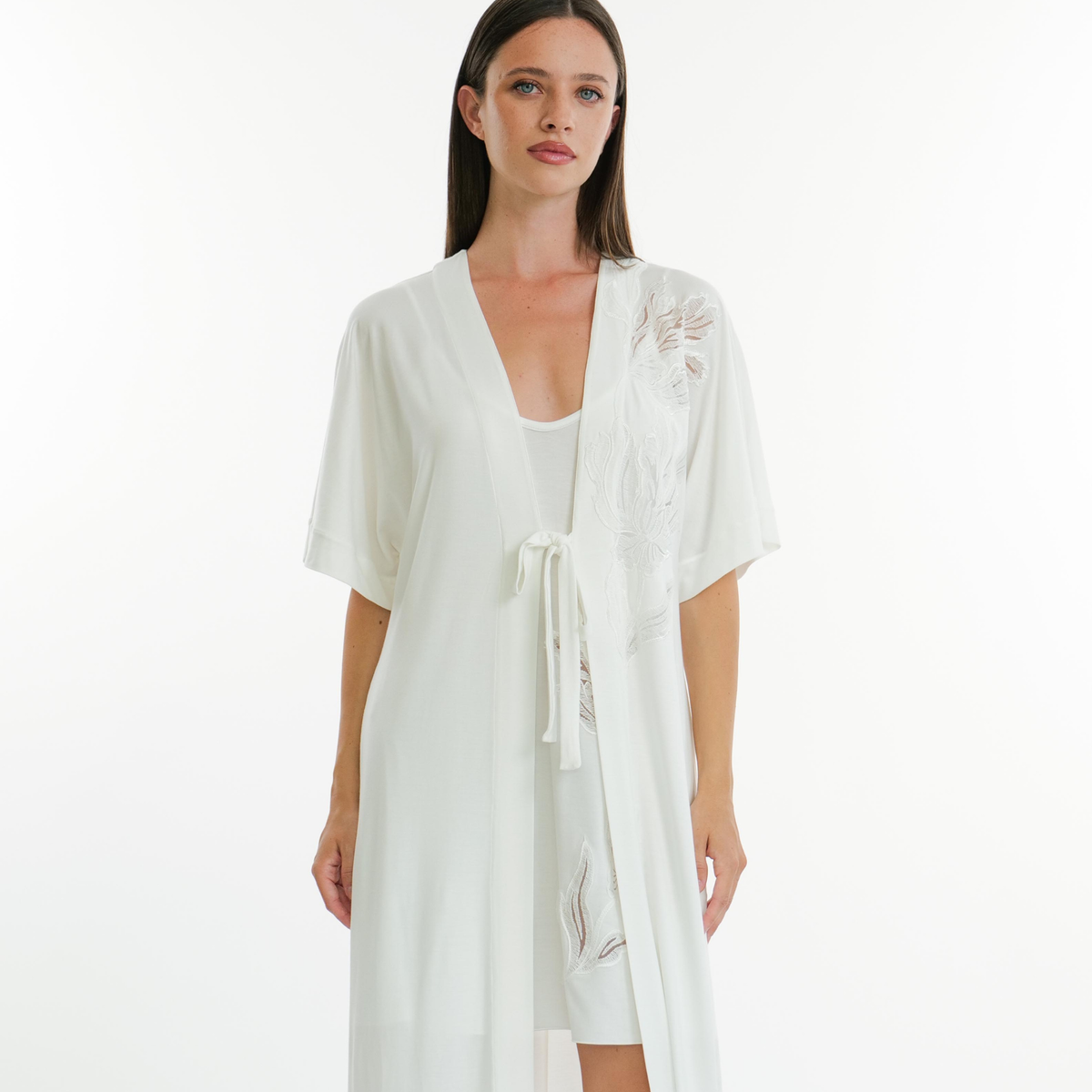 Ivory Short Sleeve Robe