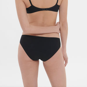 Delice Noir Gem Brief