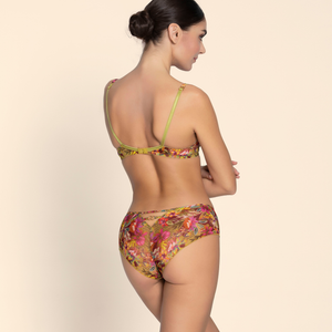 Danse Des Fleurs Short