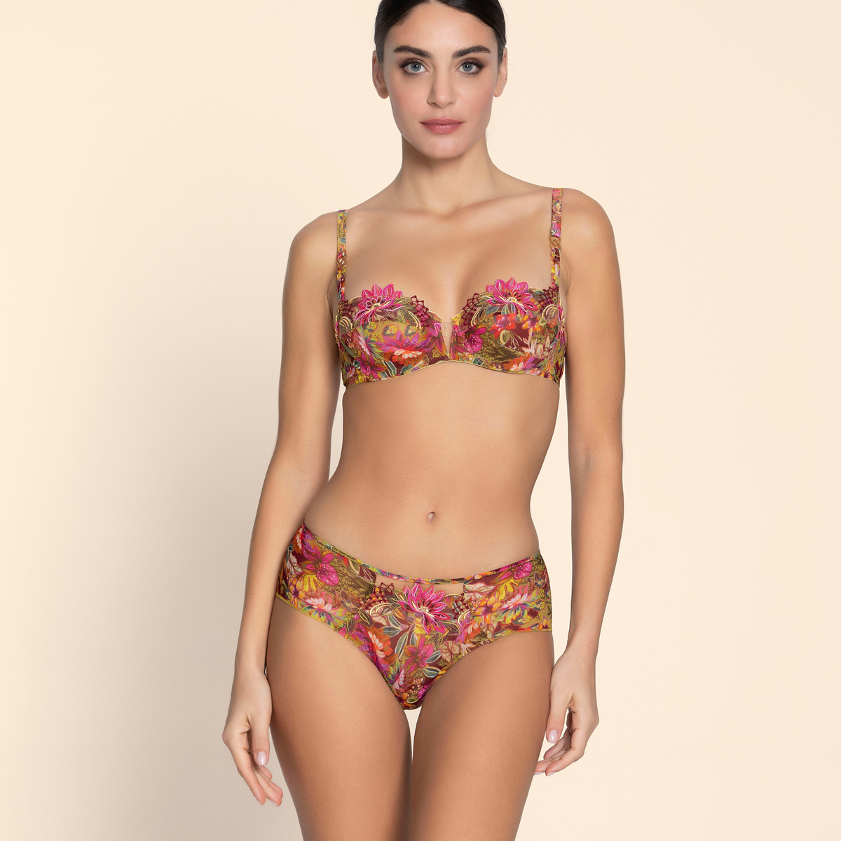 Danse De Fleurs Half Cup Bra & Short