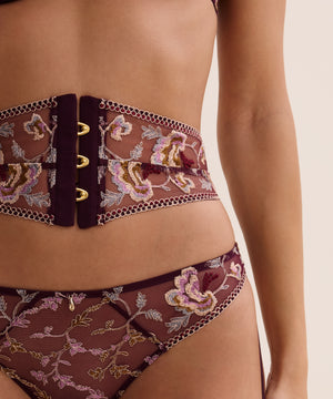 Midnight Opera Waistcincher