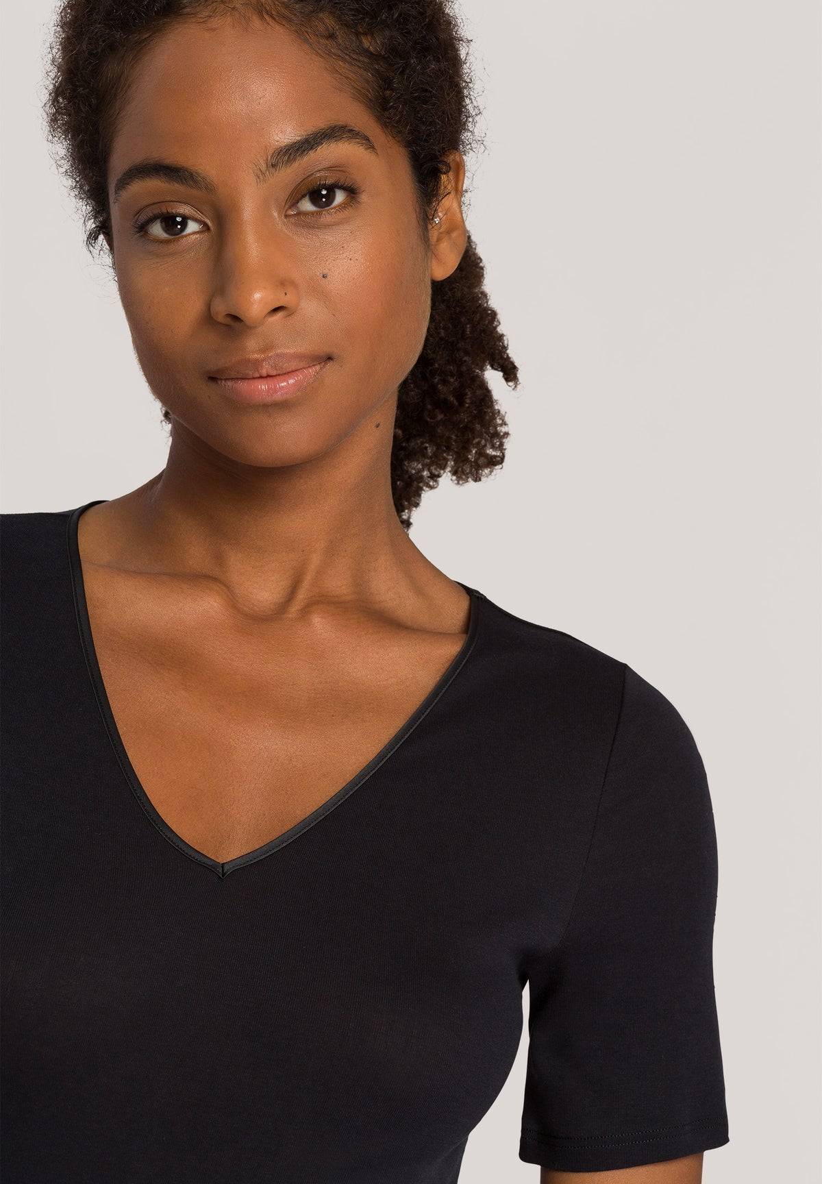 Cotton Seamless Black T Shirt