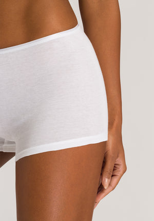 Cotton Seamless White Shortleg Pants