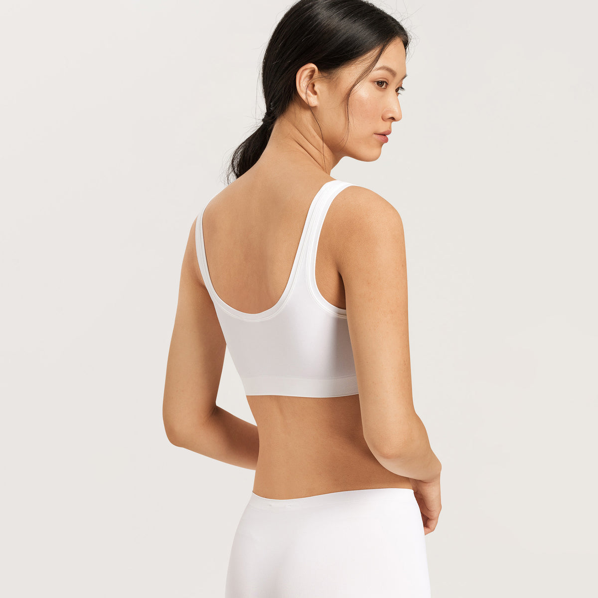 Touch Feeling White Crop Top