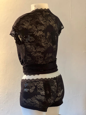 Stili 33 Black La Short 10