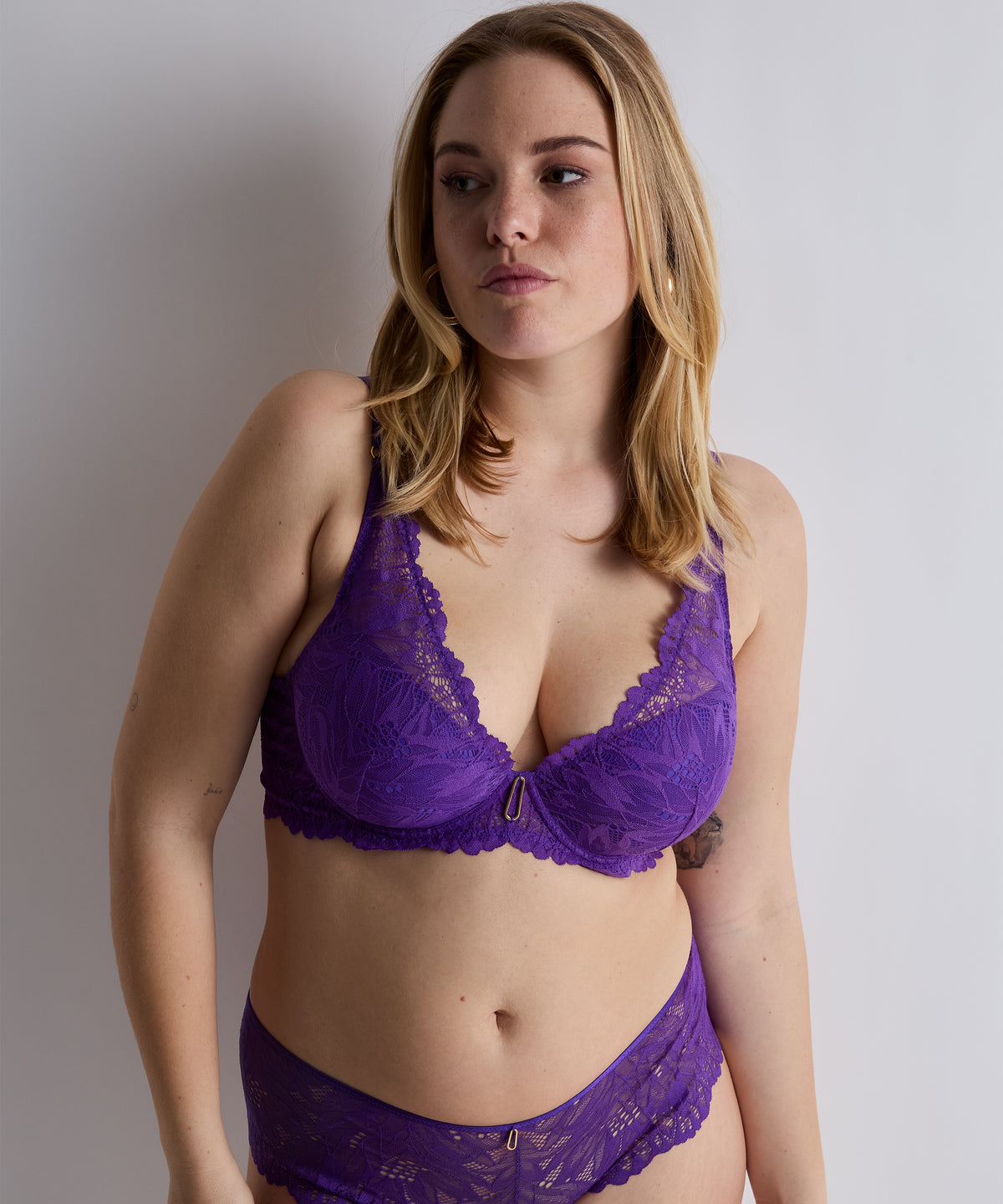 Flowermania Purple Plunge Cup Bra