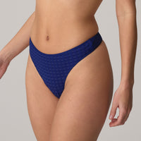 Avero Lazuriete Thong