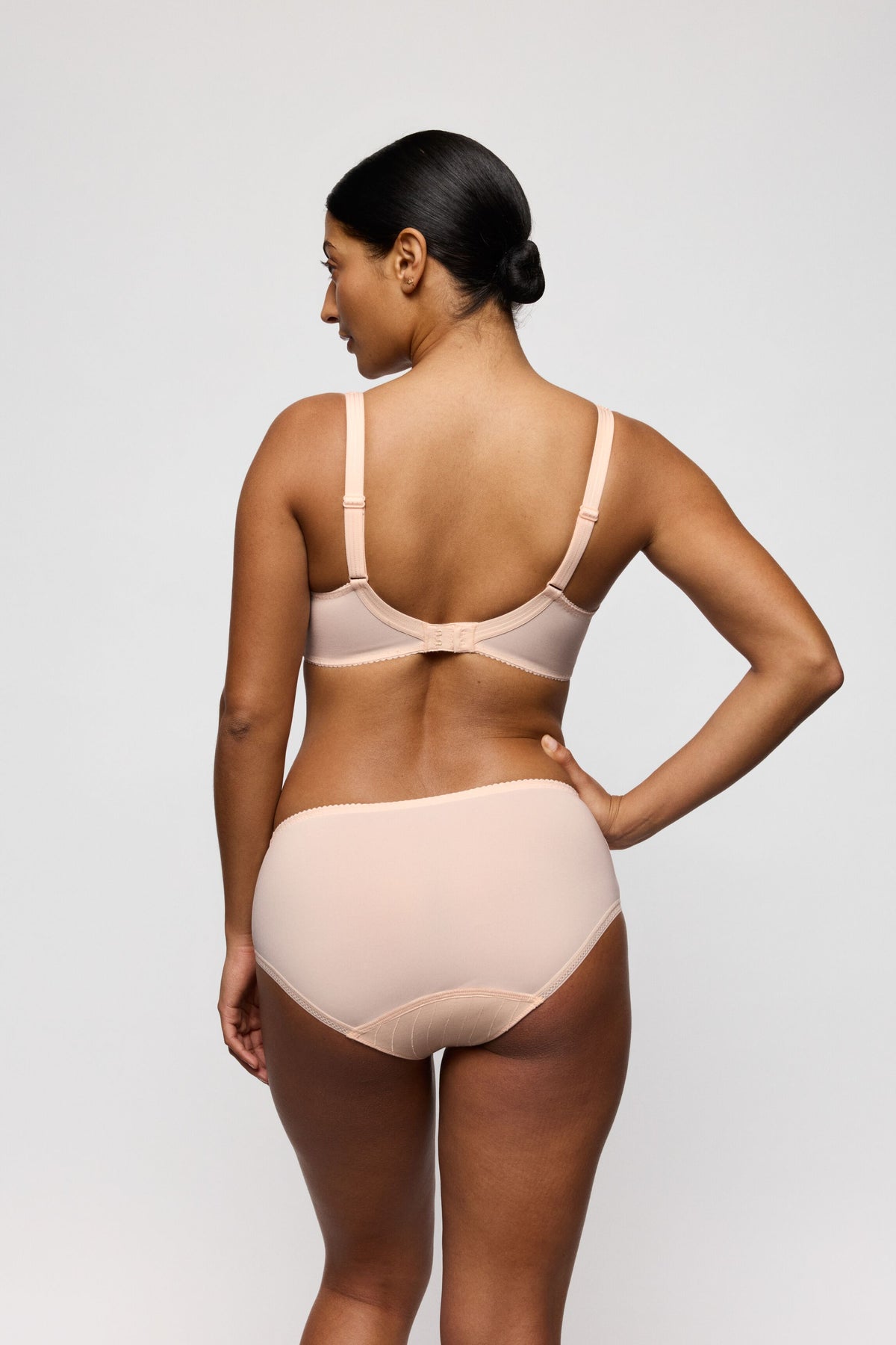 Deauville Venus Full Brief