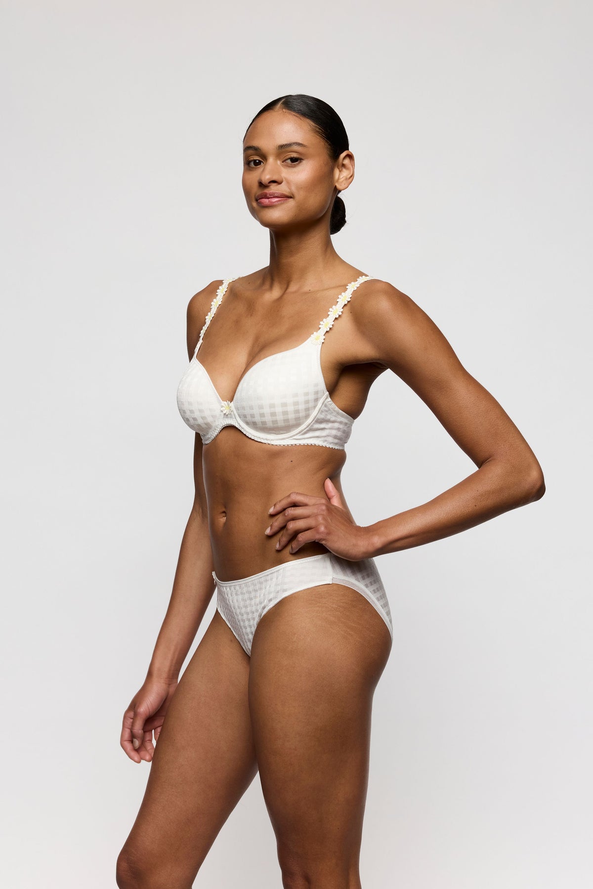 Avero Ivory Petal Multiway Heart Bra